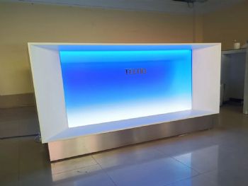 品牌落地发光广告灯箱