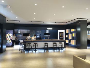 华帝热水器门店装饰物料一体化